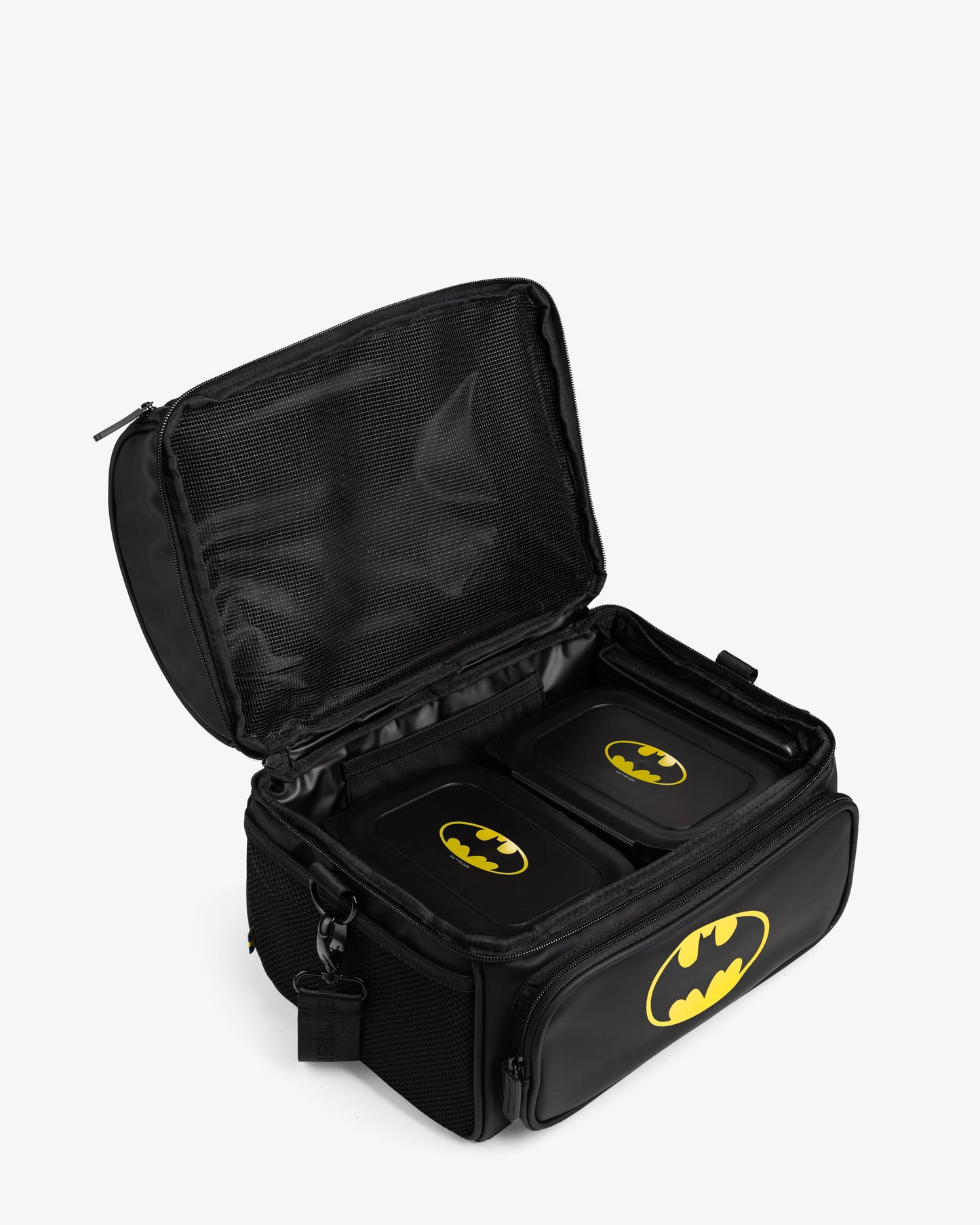 meal-prep-bag-batman-with-4-food-containers-and-2-ice-packs-b1 Smartshake_Meal_Prep_Bag_Batman_open.jpg