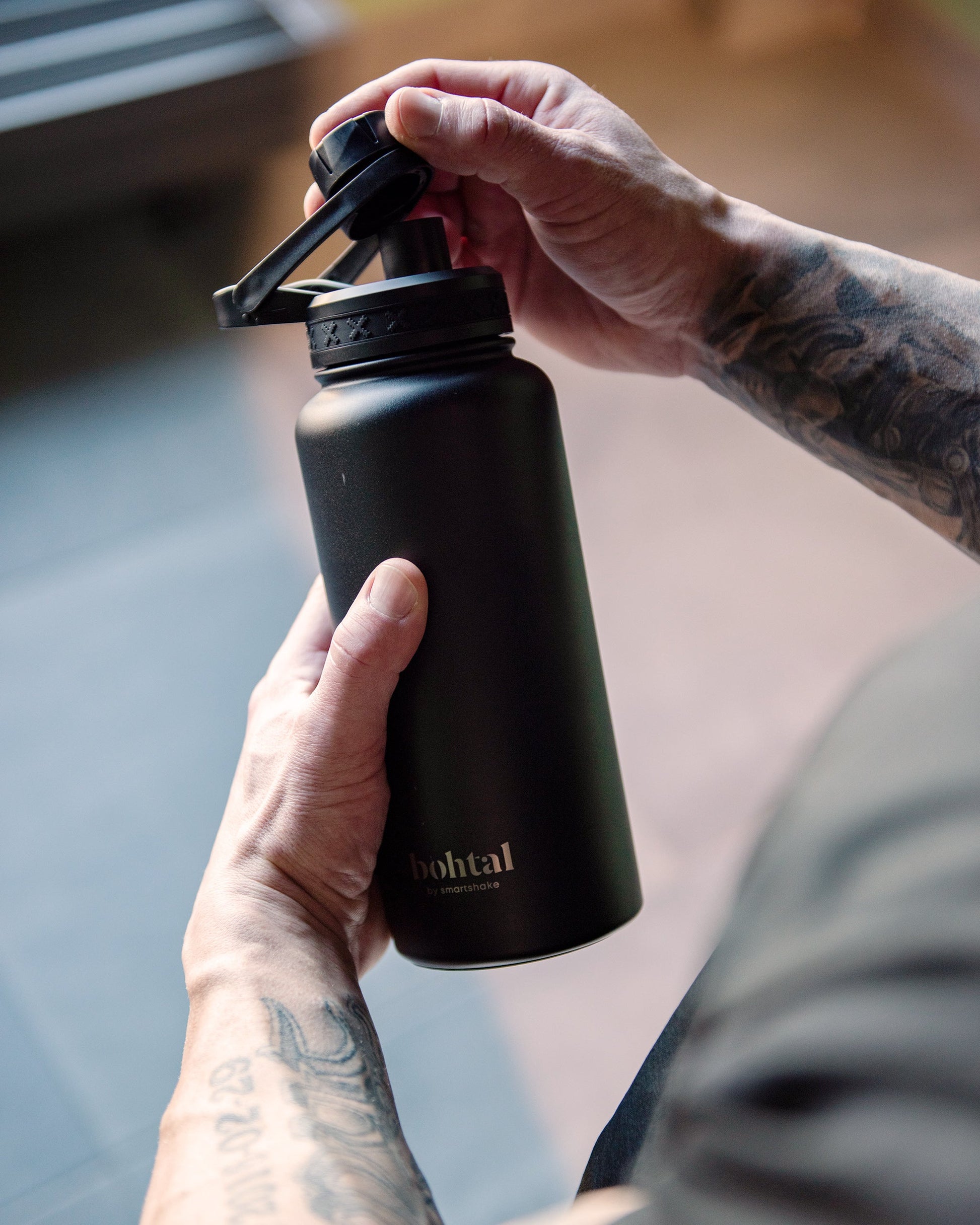 bohtal-insulated-sports-bottle-black-a7 Bohtal_Insulated_Sports_Bottle_Black_lifestyle.jpg