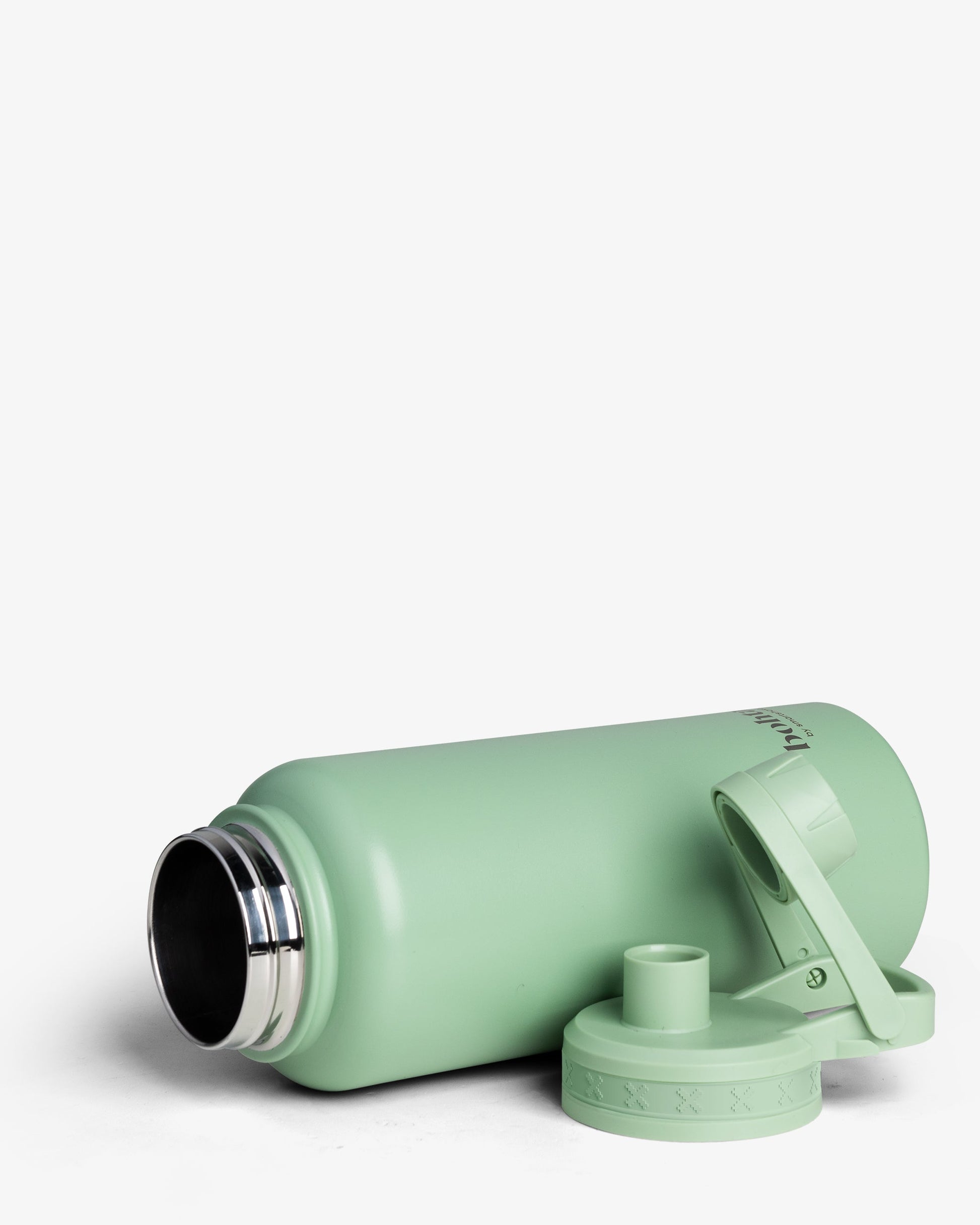 bohtal-insulated-sports-bottle-green-v2 Bohtal_Insulated_Sports_Bottle_Green_unassamble.jpg