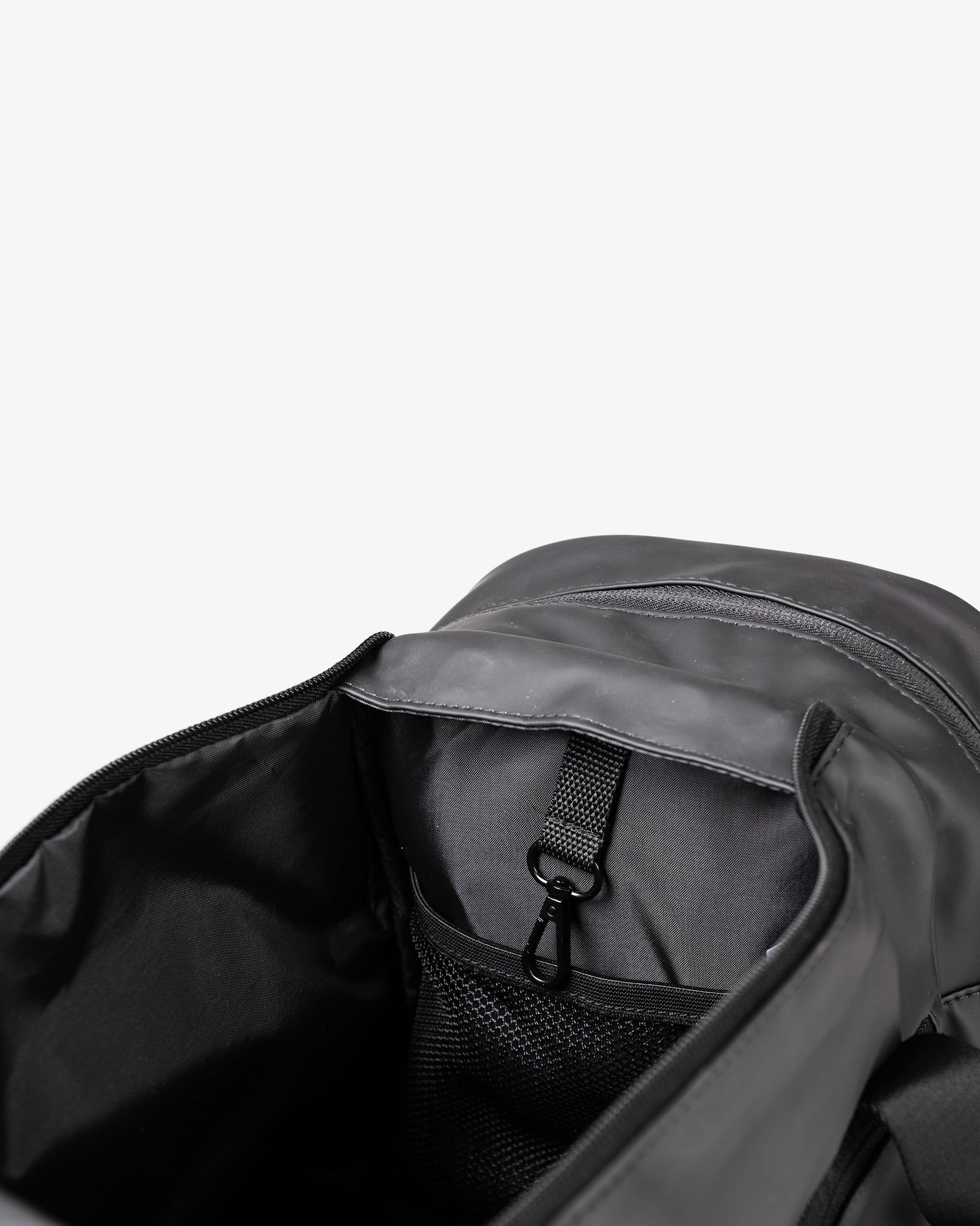 gym-bag-black-u0 Smartshake_GymBag_Black_detail.jpg