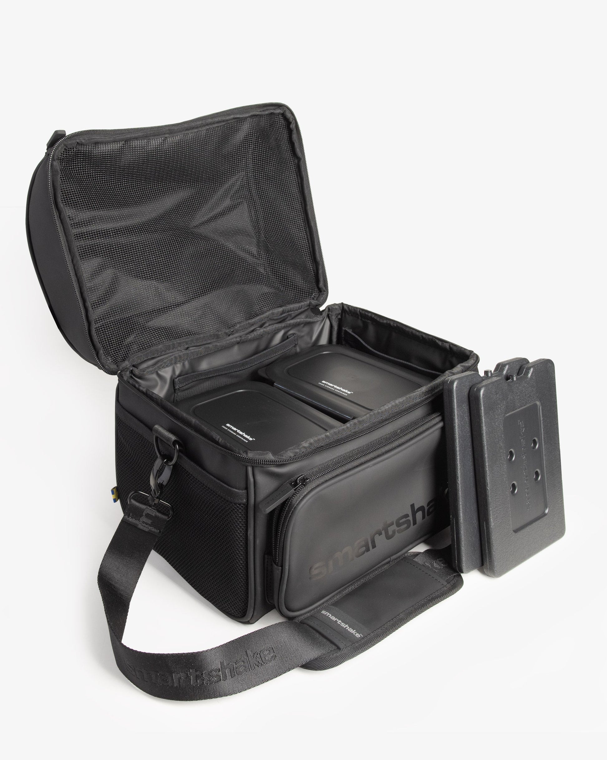 meal-prep-bag-black-with-4-food-containers-and-2-ice-packs-z0 Smartshake_Meal_Prep_Bag_Black_open.jpg